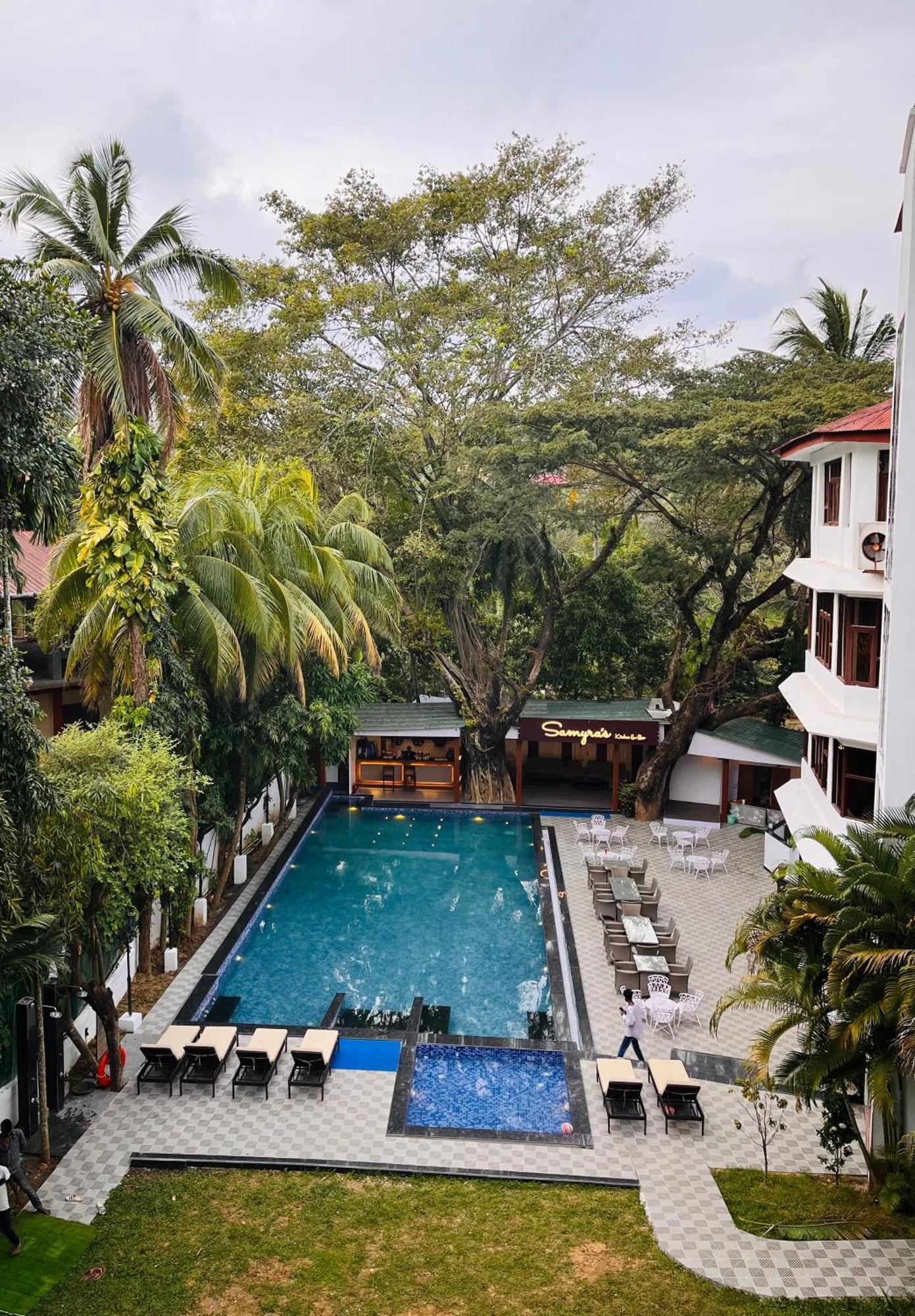 Silver Sand Sentinel Hotel Port Blair Exterior photo