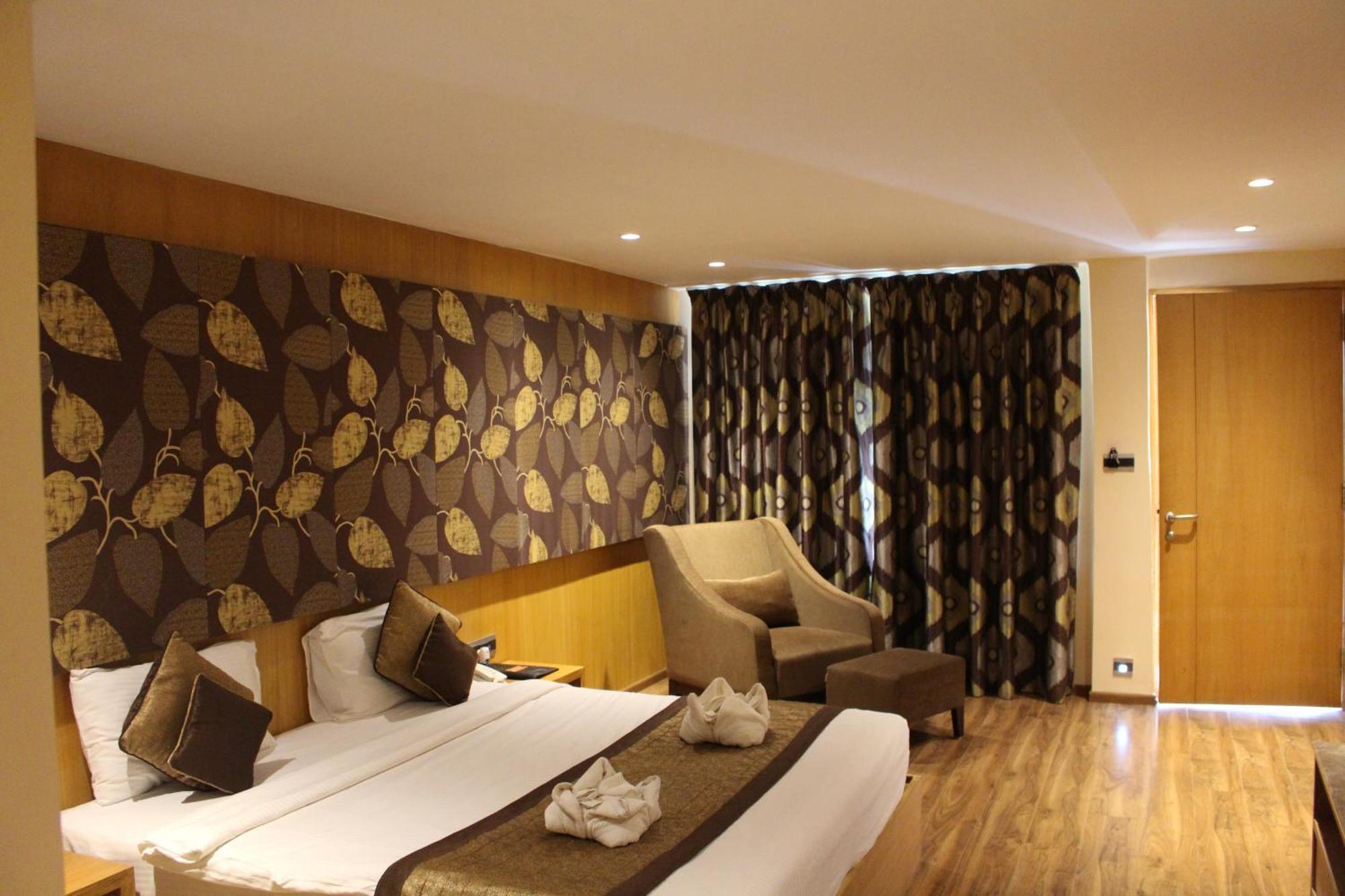 Silver Sand Sentinel Hotel Port Blair Room photo